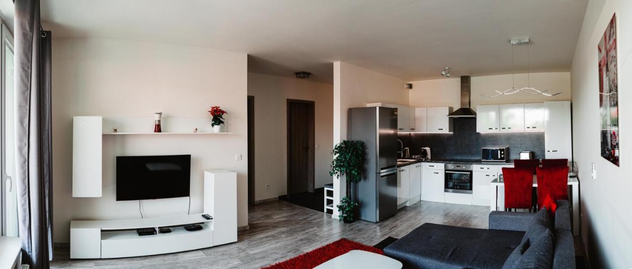Ah Radnica Appartement Košice Buitenkant foto