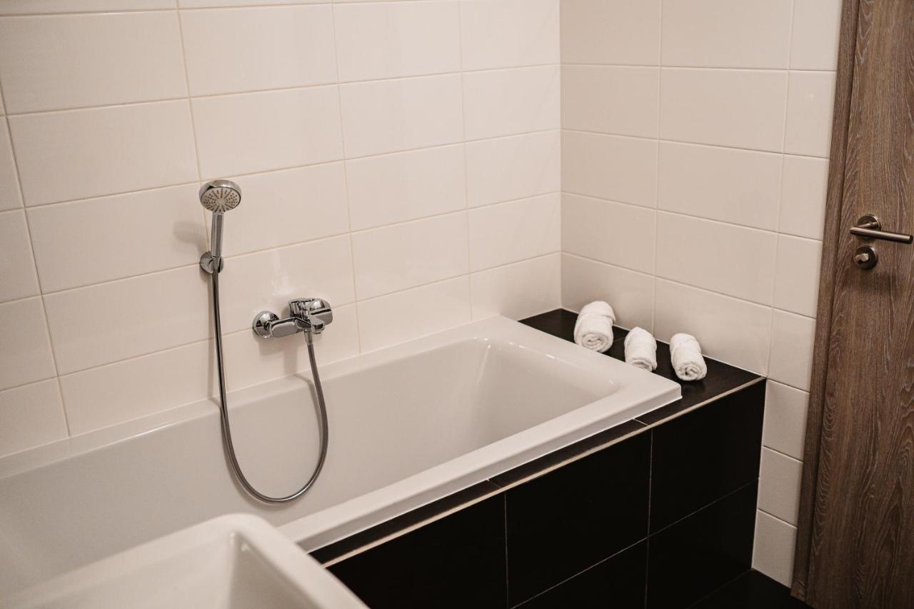 Ah Radnica Appartement Košice Buitenkant foto